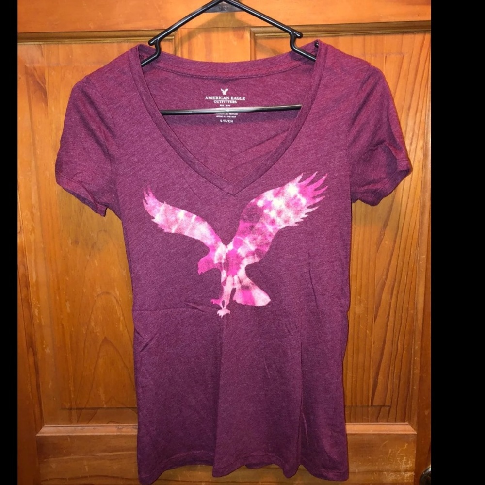 American Eagle short sleeve shirt